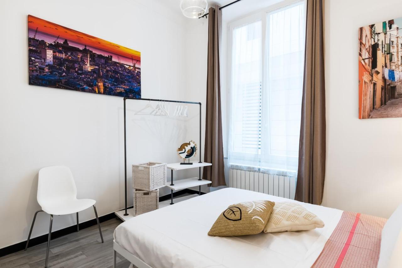 Acquario 5' Free Wifi & Netflix "Prione" By Tilo Apartment'S Генуа Екстериор снимка