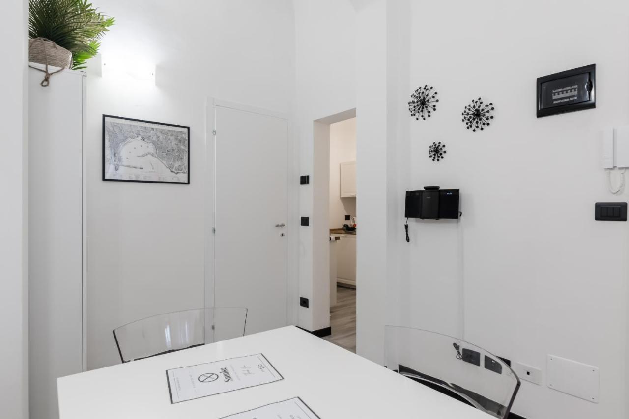 Acquario 5' Free Wifi & Netflix "Prione" By Tilo Apartment'S Генуа Екстериор снимка